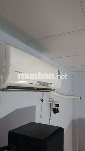 Phòng trọ 20m2, có gác, mới 95%, 2 cửa sổ, gần đường lớn