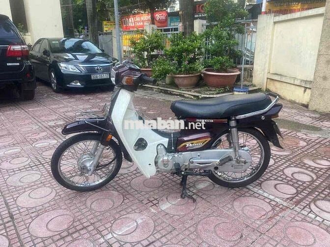 Honda Dream 50cc Nâu Trắng Nguyên bản