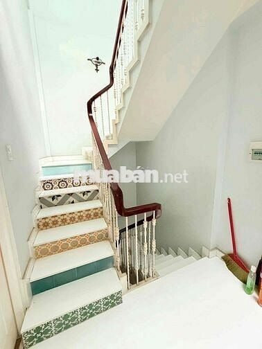 🔥 NGANG KHỦNG 9M+ – GẦN 70M² – HXH SÁT QUẬN 10 – 4 TẦNG – Ô CHỜ THANG