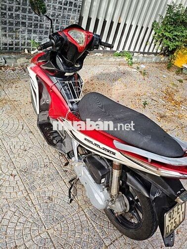 Honda Air Blade 2011 máy rin êm, chức năng đầy đủ
