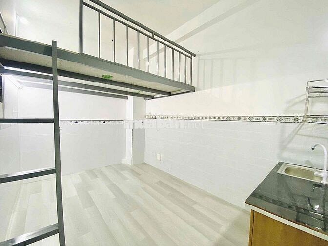 DẠNG DUPLEX BÌNH DÂN MỚI XÂY NGAY ĐẠI HỌC CÔNG THƯƠNG TRỆT GÁC M8