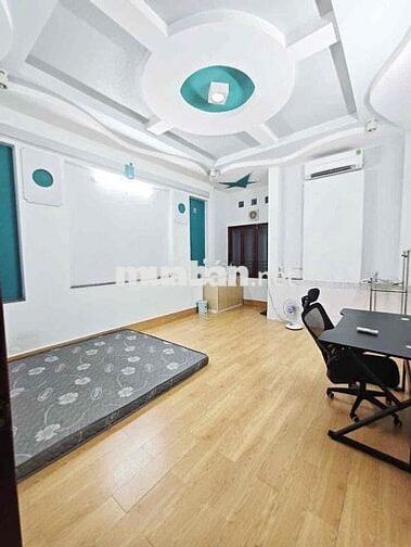 phòng sạch sẽ full nội thất giờ giấc tự do Phạm Văn Chiêu