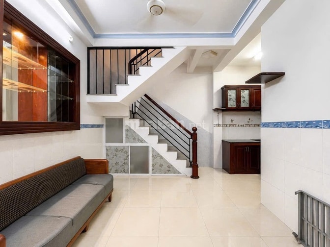 Bán nhà Chiến Thắng,chỉ hơn 3 tỷ có ngay căn nhà 4T BTCT kiên cố ngay.