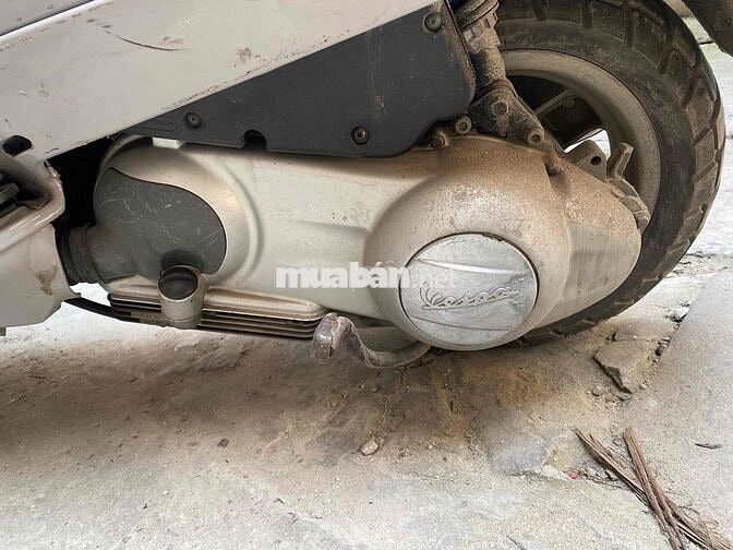 Bán Vespa ie 2011 biển 29D1 128.27 zin chất 3,5tr