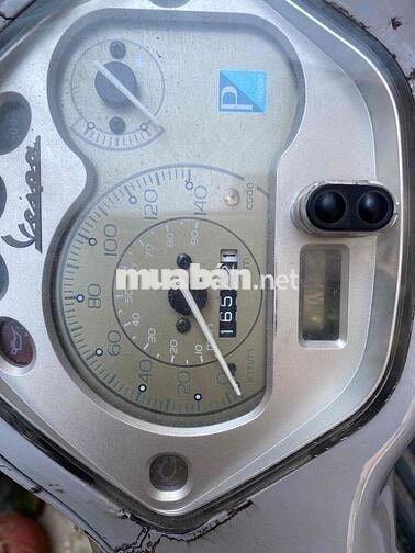 Bán Vespa ie 2011 biển 29D1 128.27 zin chất 3,5tr