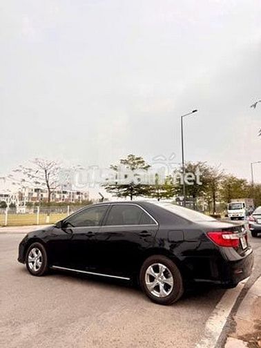 Toyota Camry 2.0E 2013 Đen 120.000km