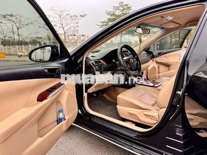 Toyota Camry 2.0E 2013 Đen 120.000km
