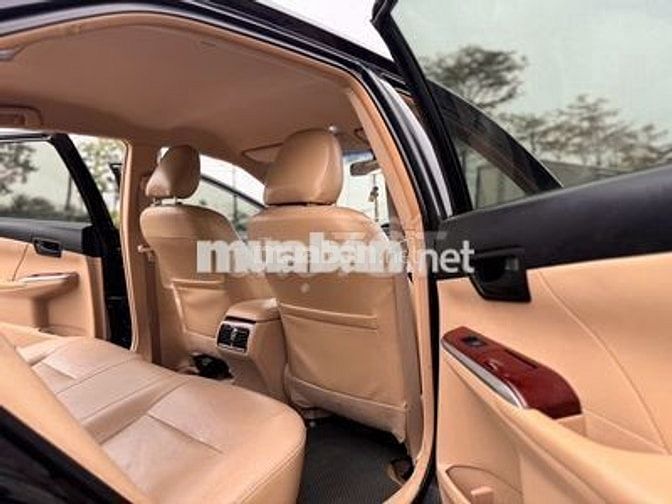 Toyota Camry 2.0E 2013 Đen 120.000km