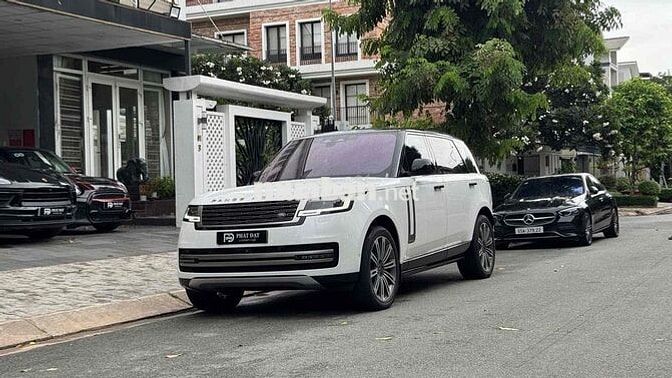 Land Rover Range Rover SE LWB 2023 Bank 90%