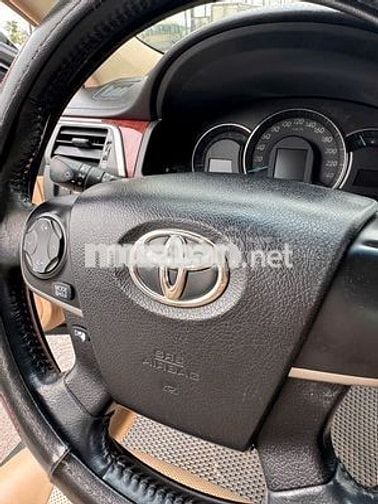 Toyota Camry 2.0E 2013 Đen 120.000km