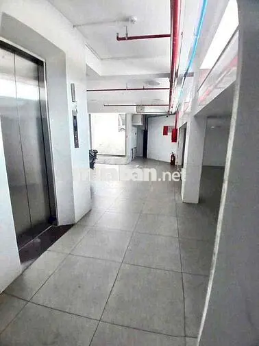 cho thuê nhà góc 3 mặt tiền khu Kim Sơn đối diện trường Tôn Đức Thắng