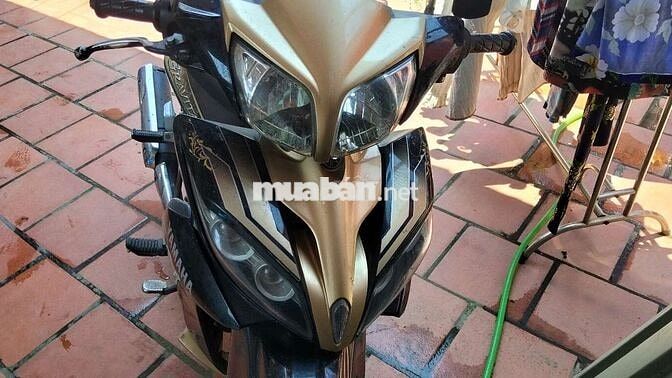 Yamaha Gravita 2010 Đen-Vàng