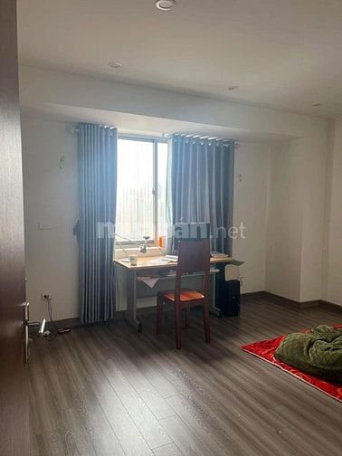 Cho thuê chung cư Oriental Plaza, Âu Cơ- 2PN, nội thất cơ bản giá 11tr