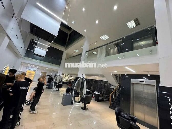 🏠 Cho thuê nhà MT Lê Đức Thọ, P13 GòVấp, 10x40m, 1trệt 1 L 2lầu,Th/máy