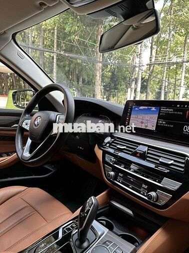 BMW 520i 2021 Trắng Đức