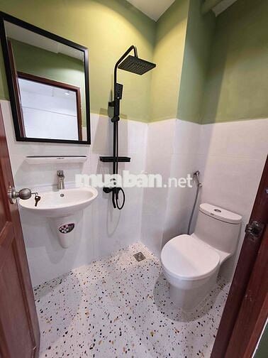 STUDIO GIÁ RẺ CÓ CỬA SỔ TRỜI 2 PHÍA SIÊU THOÁNG VÀ SÁNG
