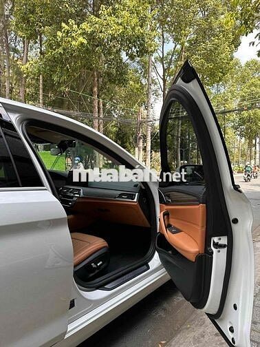 BMW 520i 2021 Trắng Đức