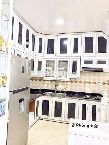 NHÀ 5 TẦNG CẦU GIẤY – 3PN – FULL ĐỒ CAO CẤP – GẦN Ô TÔ – 14,5 TRIỆU
