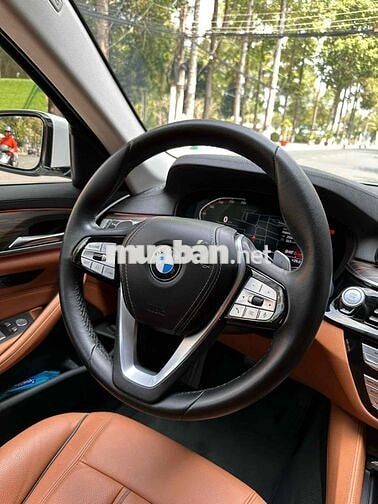 BMW 520i 2021 Trắng Đức