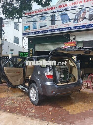 Toyota Fortuner V 2009 Xám Tự động 2 Cầu Trước Sau