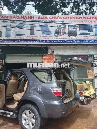 Toyota Fortuner V 2009 Xám Tự động 2 Cầu Trước Sau