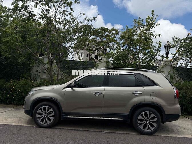 Kia Sorento 2017 Full dầu . chạy 89 nghàn km .