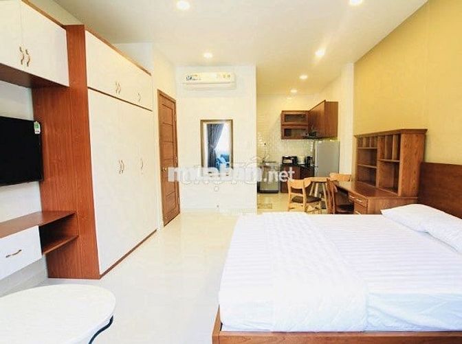 7tr7 Căn hộ cao cấp 1 phòng ngủ ban công máy giặt riêng Nguyễn Cửu Vân
