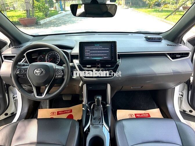Toyota Corolla Cross 1.8V 2022 Trắng Thái Lan