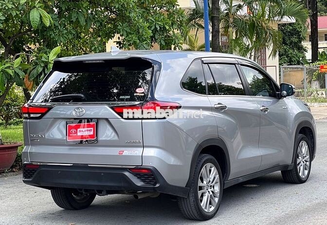 Toyota Innova Cross HEV 2024 2.0 CVT Xám Hybrid