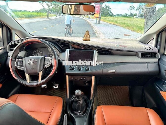 Toyota Innova 2016 Số sàn Bạc 160730 km