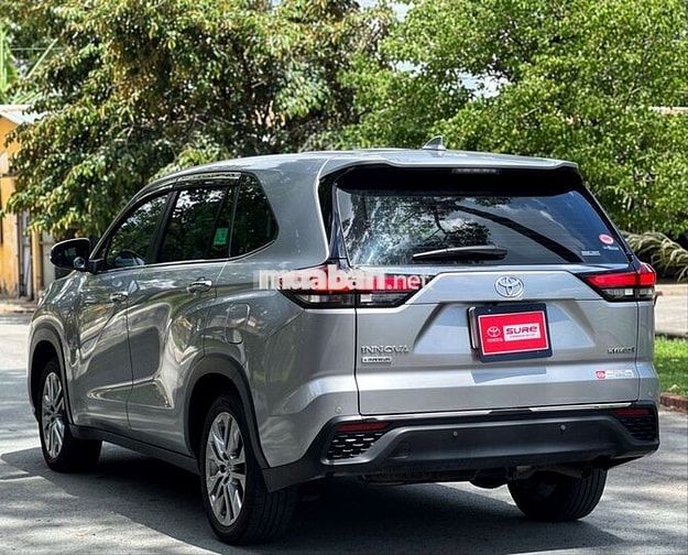 Toyota Innova Cross HEV 2024 2.0 CVT Xám Hybrid