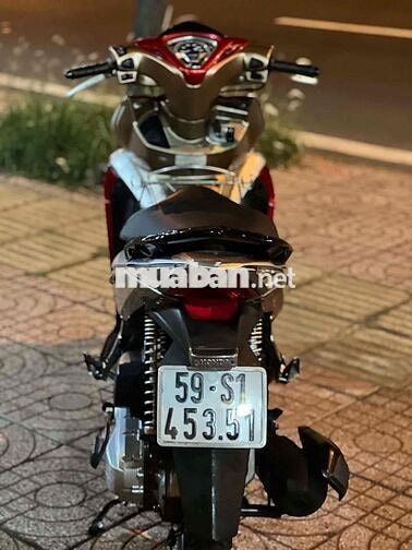 Honda ảiblade  2012  màu đỏ vảng đen mỏi 90%