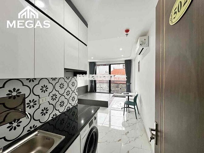 CHO THUÊ CHDV FULL NỘI THẤT XÁCH VALI Ở LIỀN NGAY ĐƯỜNG LÁNG