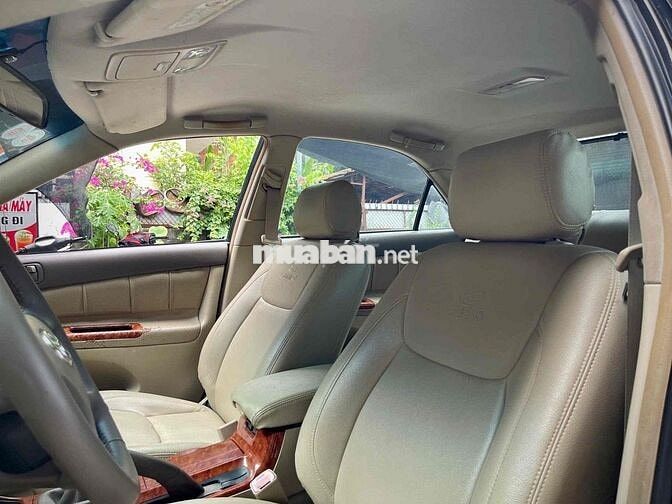 Toyota Camry 2.4G 2005 Số sàn 5 cấp Đen