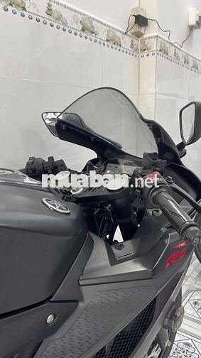 Yamaha R15 V3 2018 Đen 2000 km