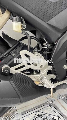 Yamaha R15 V3 2018 Đen 2000 km