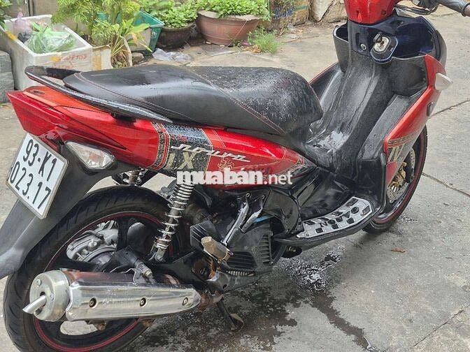 Yamaha Novo 4 Đỏ Đen
