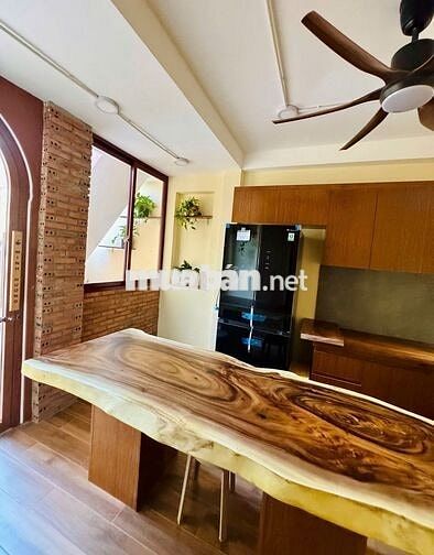 Cho thuê phòng tại mặt tiền số 235 Nguyễn Duy Dương Quận 10