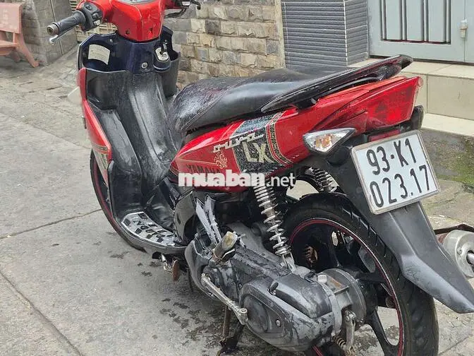 Yamaha Novo 4 Đỏ Đen