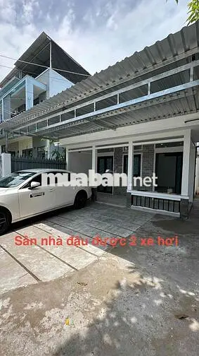 Mình chính chủ cần bán nhà có sân vườn, để được 2 xe ô tô: 6m3x21m