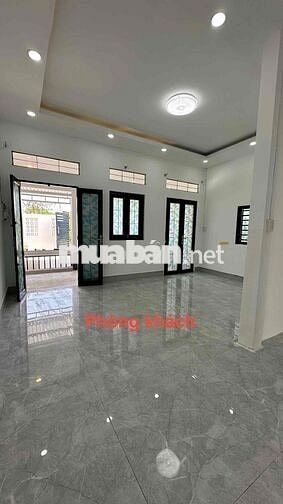 Mình chính chủ cần bán nhà có sân vườn, để được 2 xe ô tô: 6m3x21m