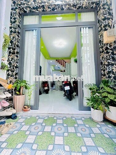 Q8 NHÀ 3 TẦNG 4PN GIÁ CHỈ 4 TỶ 280