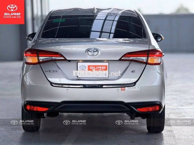 Toyota Vios E 2024 Số sàn Nâu vàng CHÍNH HÃNG