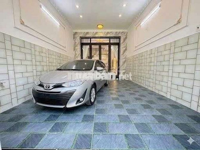 Bán nhà hẻm 1806, Huỳnh Tấn Phát, ô tô đậu trong nhà. 4pn, shr