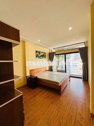 Cho thuê phòng tại mặt tiền số 235 Nguyễn Duy Dương Quận 10