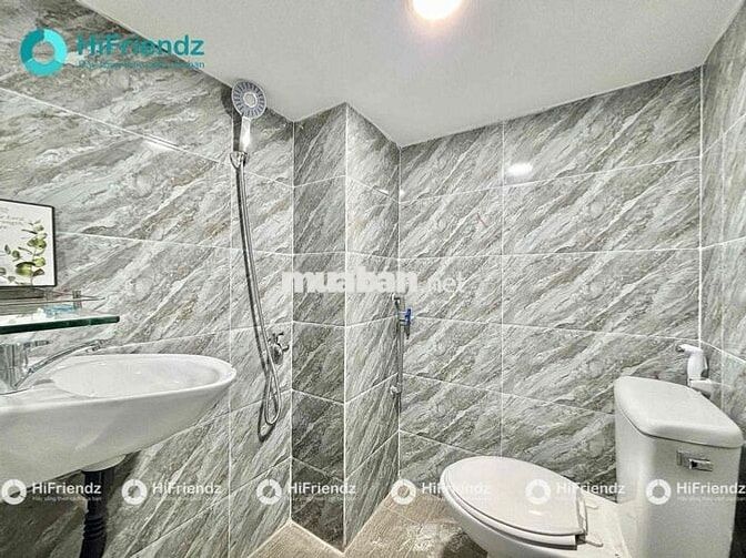 Cho Thuê Phòng Gác Thoáng Cửa Sổ Trời Ngay Đại Học Văn Hiến - Âu Cơ