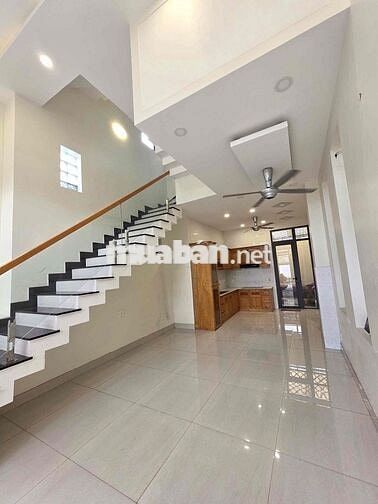 ĐỐI DIỆN VINCOM THỦ ĐỨC- VÕ VĂN NGÂN LINH CHIỂU NHÀ 2 LẦU 4PN 4WC Ở +V