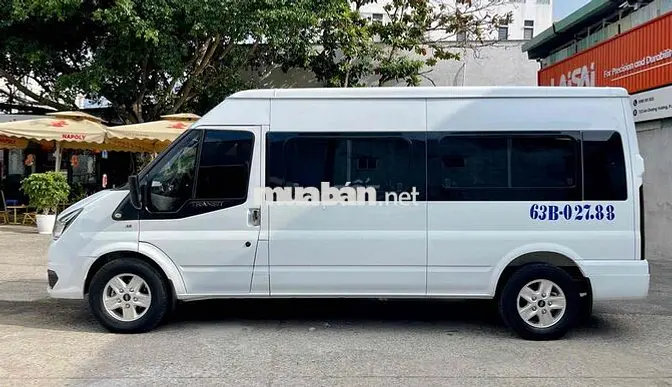 Ford Transit 2022 16 chỗ Trắng 77.000km