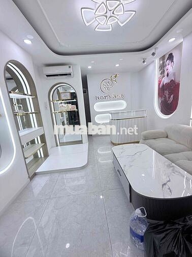 CHO THUÊ NHÀ MẶT TIỀN ĐẸP VIP P7 Q5