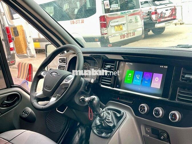 Ford Transit 2022 16 chỗ Trắng 77.000km